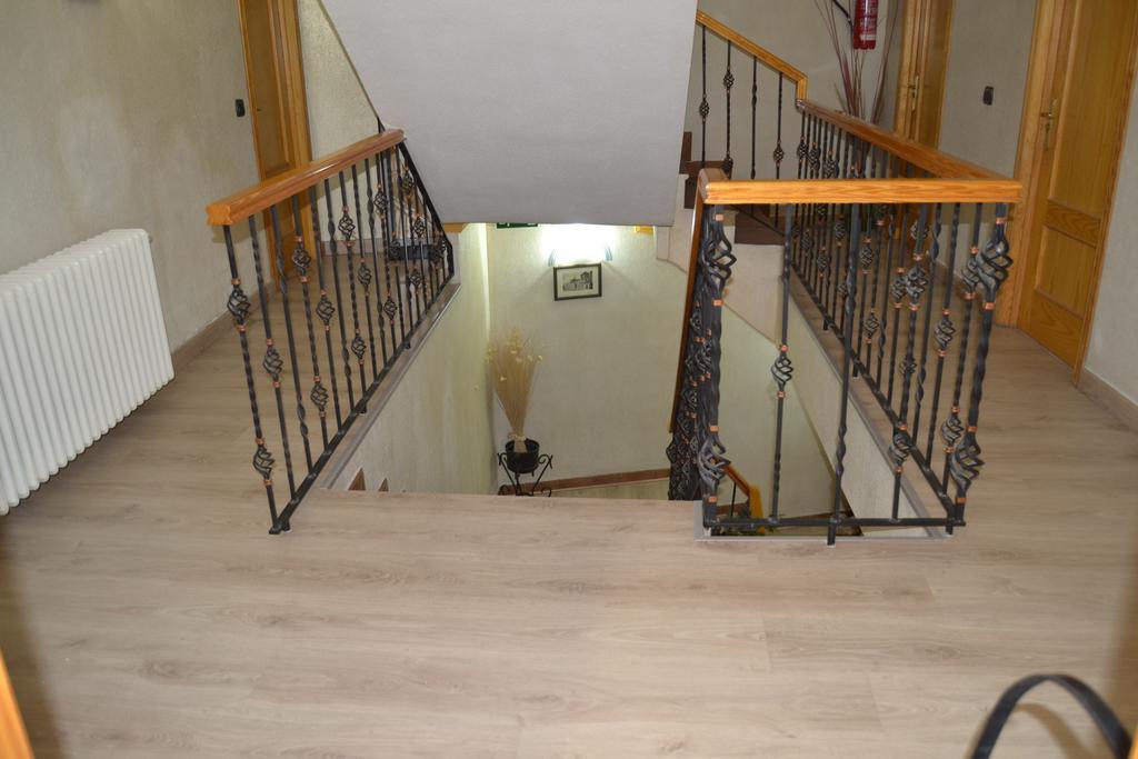 Hostal Don Juan I Alcalá de Henares Dış mekan fotoğraf